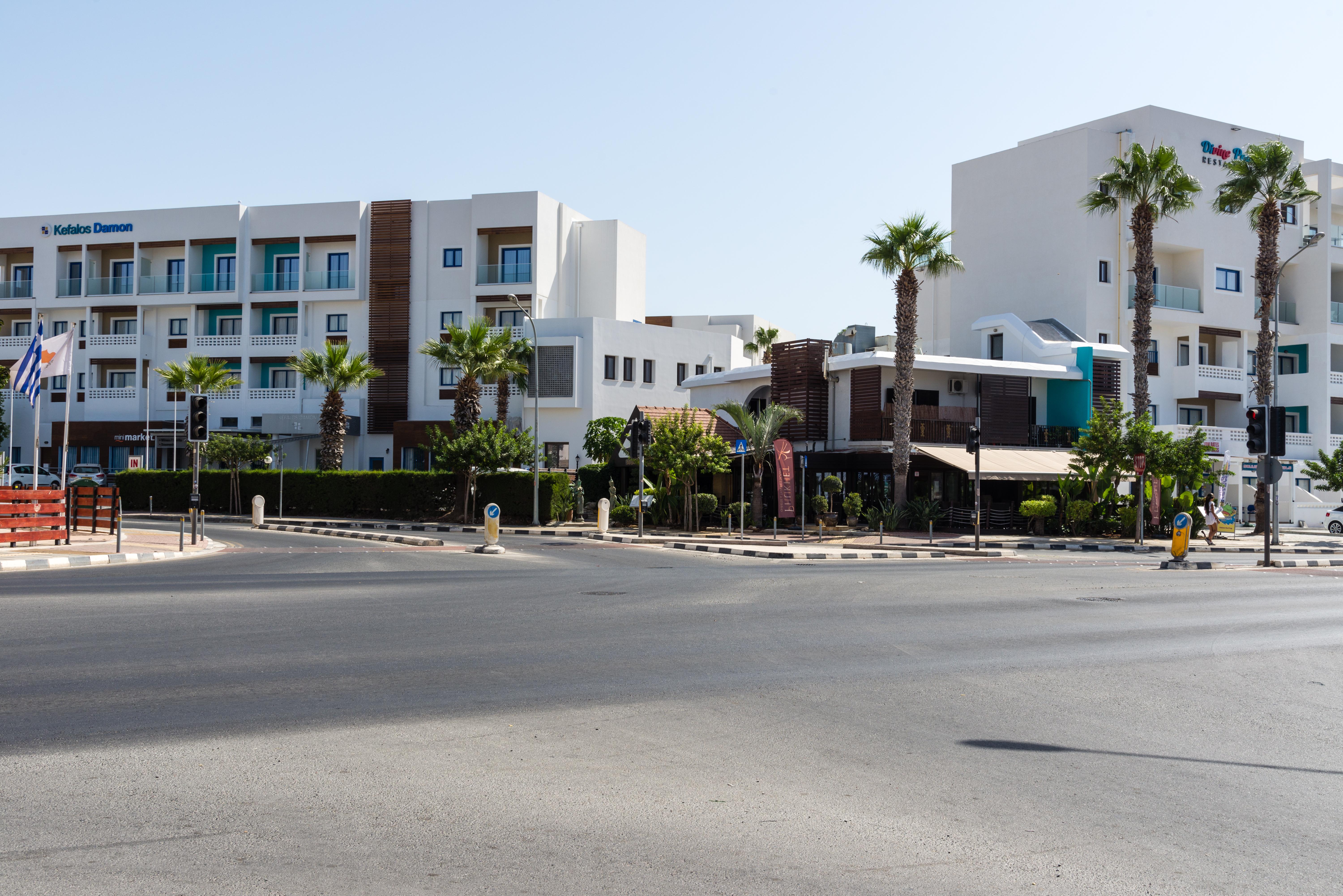 Kefalos Damon Hotel Apartments Paphos Exterior foto